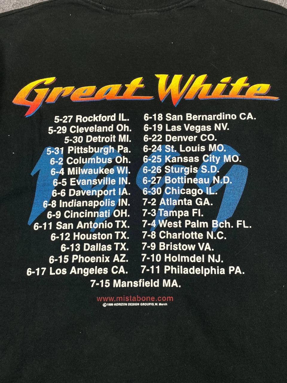 Band Tees vintage 1999 great white band tees nice design Size US XL / EU 56 / 4 - 7 Thumbnail