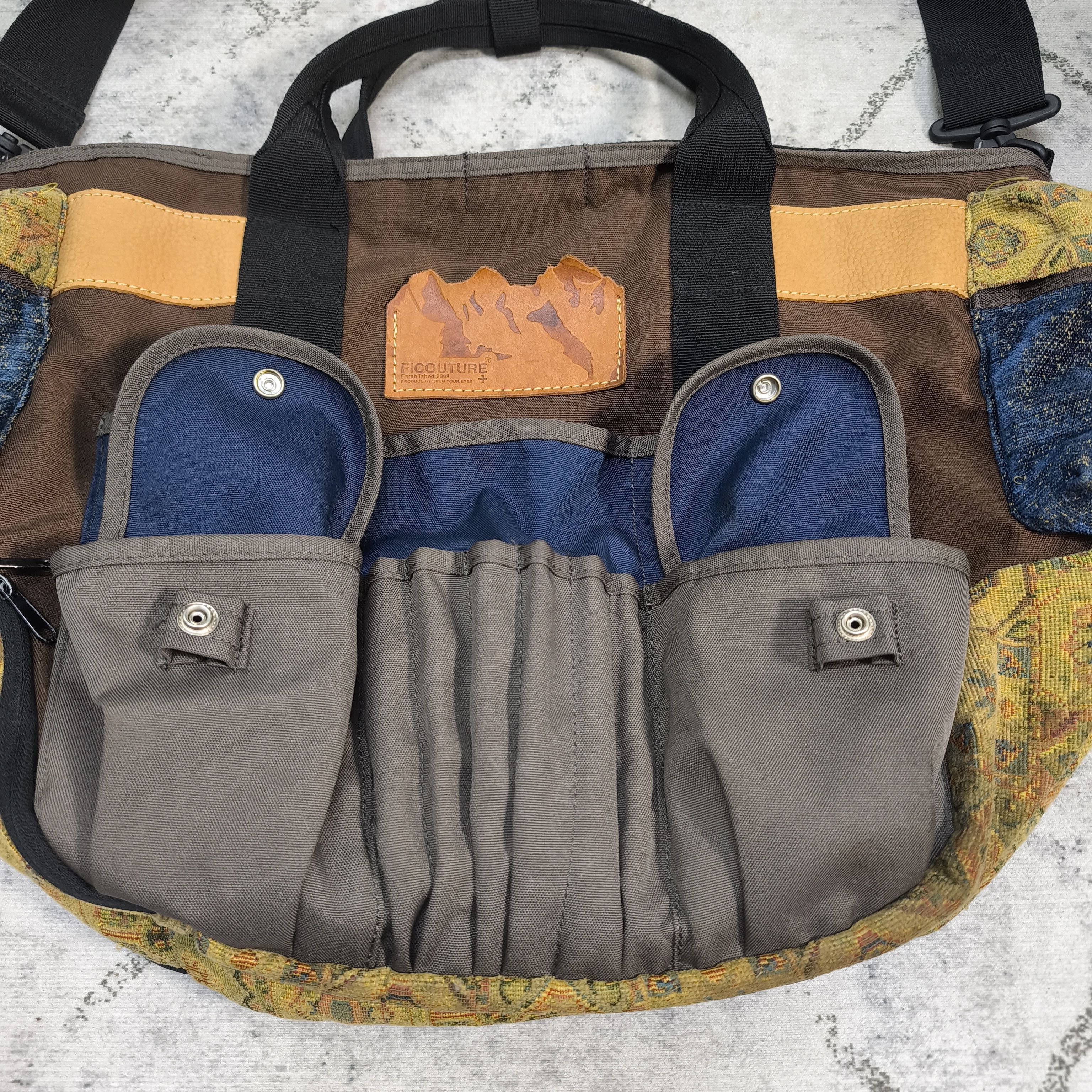 Japanese Brand FICOUTURE Tools Gobelins Tote Bag Size ONE SIZE - 4 Thumbnail
