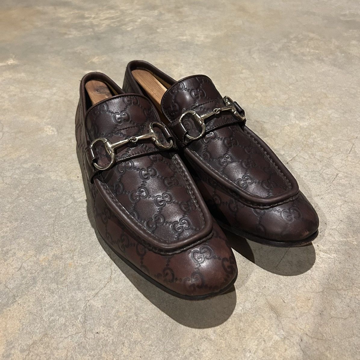 Designer × Gucci Gucci by Tom Ford Embossed Monogram Horsebit Loafers US 9.5 Size US 9.5 / EU 42-43 - 10 Thumbnail