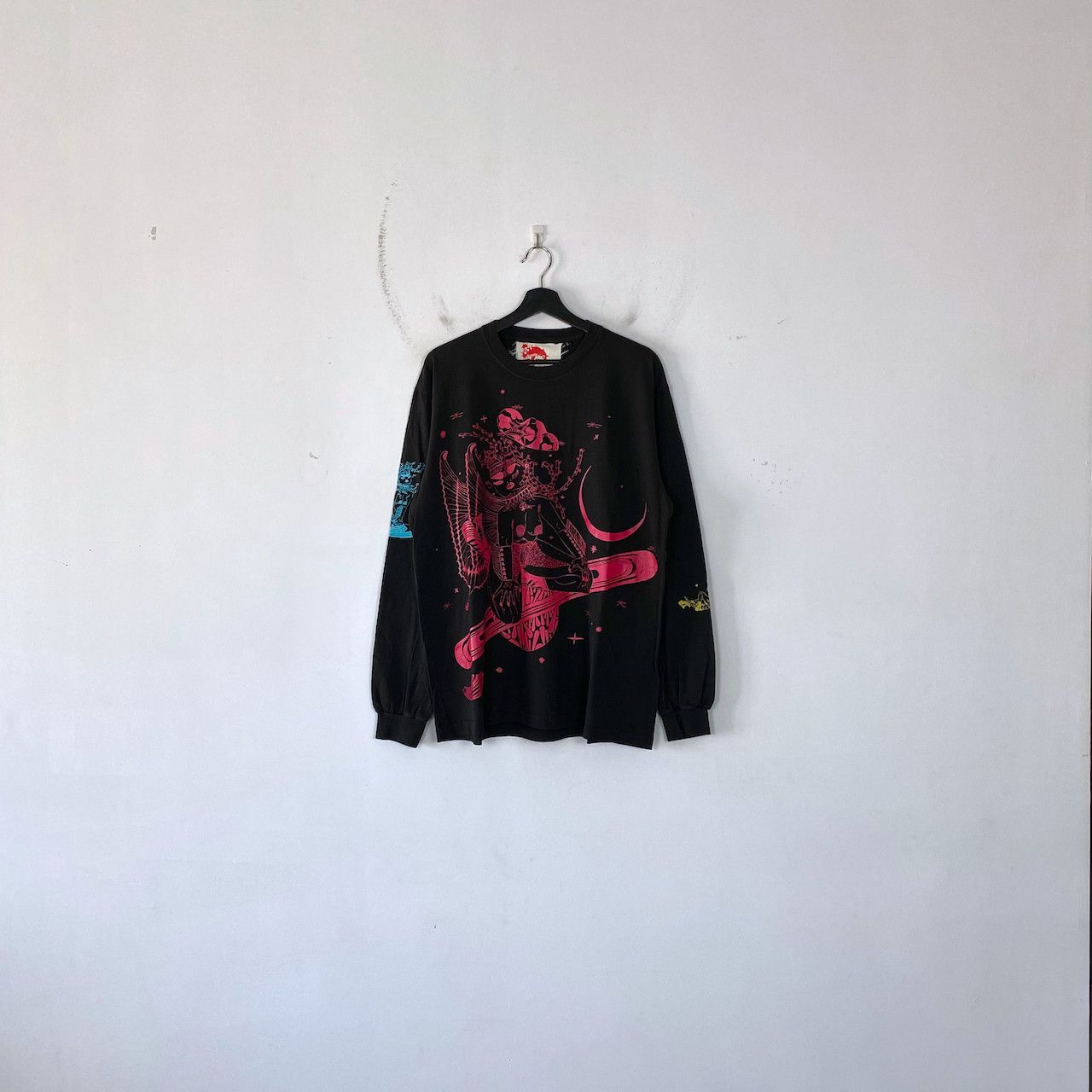 Other HEATHER BENJAMIN I WON'T STAY IN A WORLD WITHOUT LOVE LS TEE Size US XL / EU 56 / 4 - 1 Thumbnail