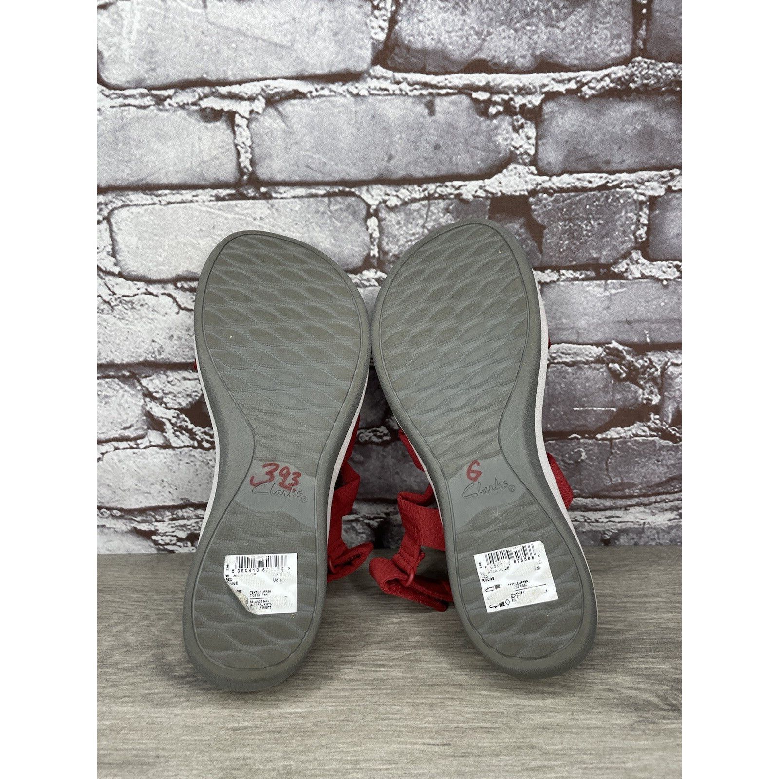 Clarks Clarks Cloud Steppers Red Fabric Strappy Wedge Comfort Sanda Size US 8 / IT 38 - 20 Thumbnail