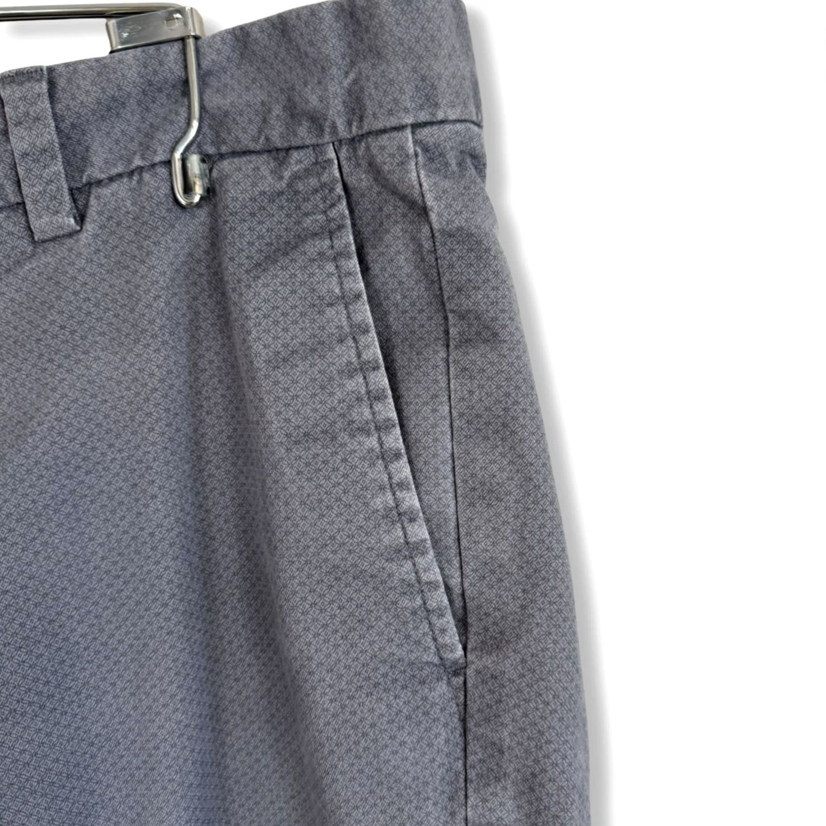 Banana Republic Banana Republic Mens Dress Pants Grey Black Dots Cotton Blend 34x32 Straight Flat Front Pockets Dress Pants Mens Regular Size Type Regular Size US 34 / EU 50 - 5 Thumbnail