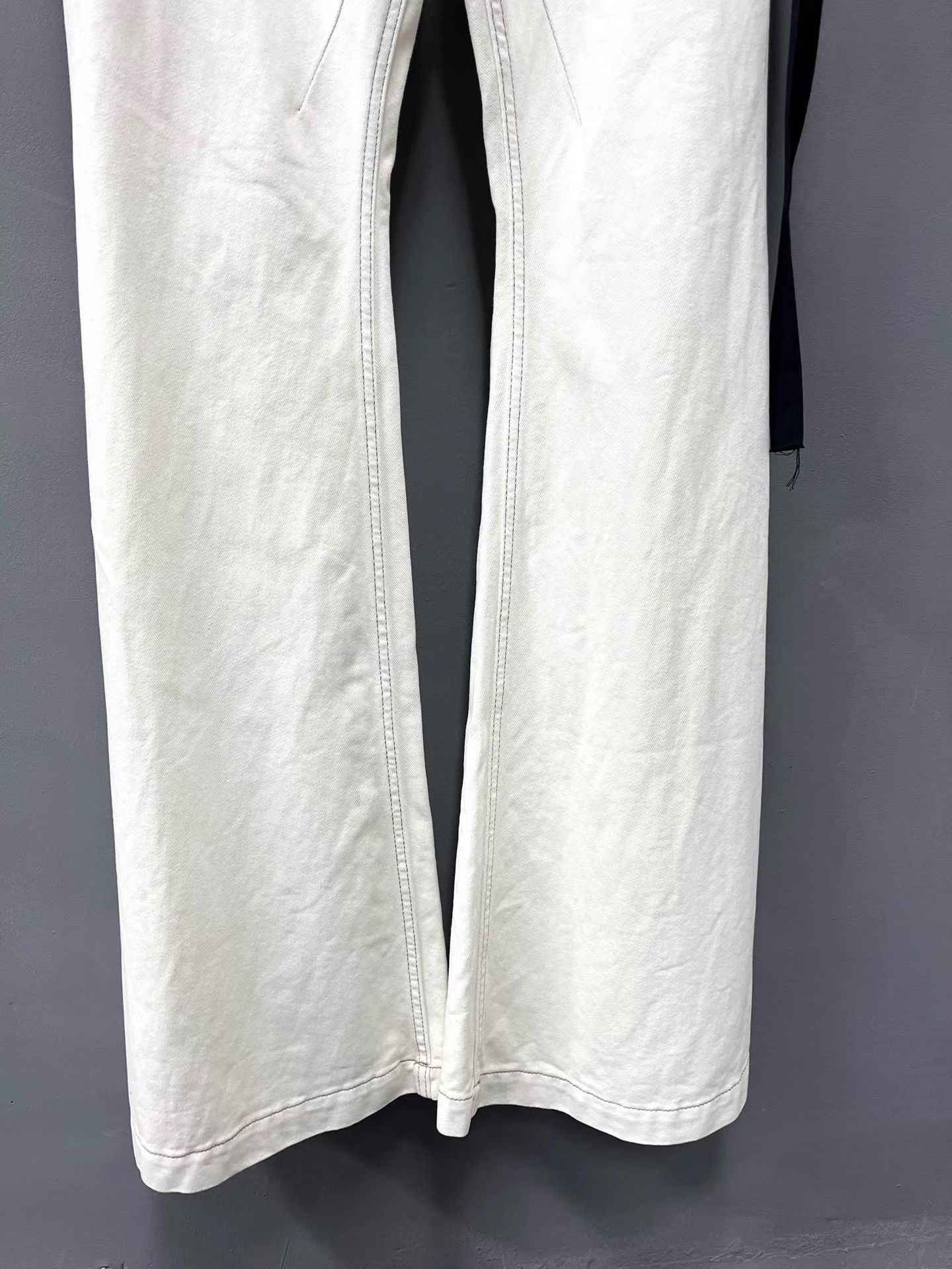 Rick Owens Rick Owens Bolan Bootcut White Jeans K34 Size US 32 / EU 48 - 8 Thumbnail