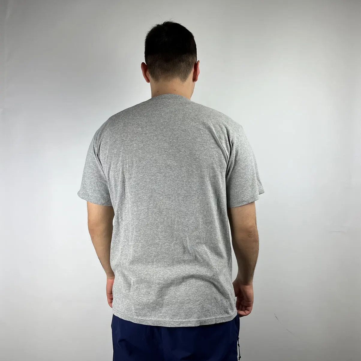 Reebok Reebok Tshirt embroidered size Medium Size US M / EU 48-50 / 2 - 2 Thumbnail
