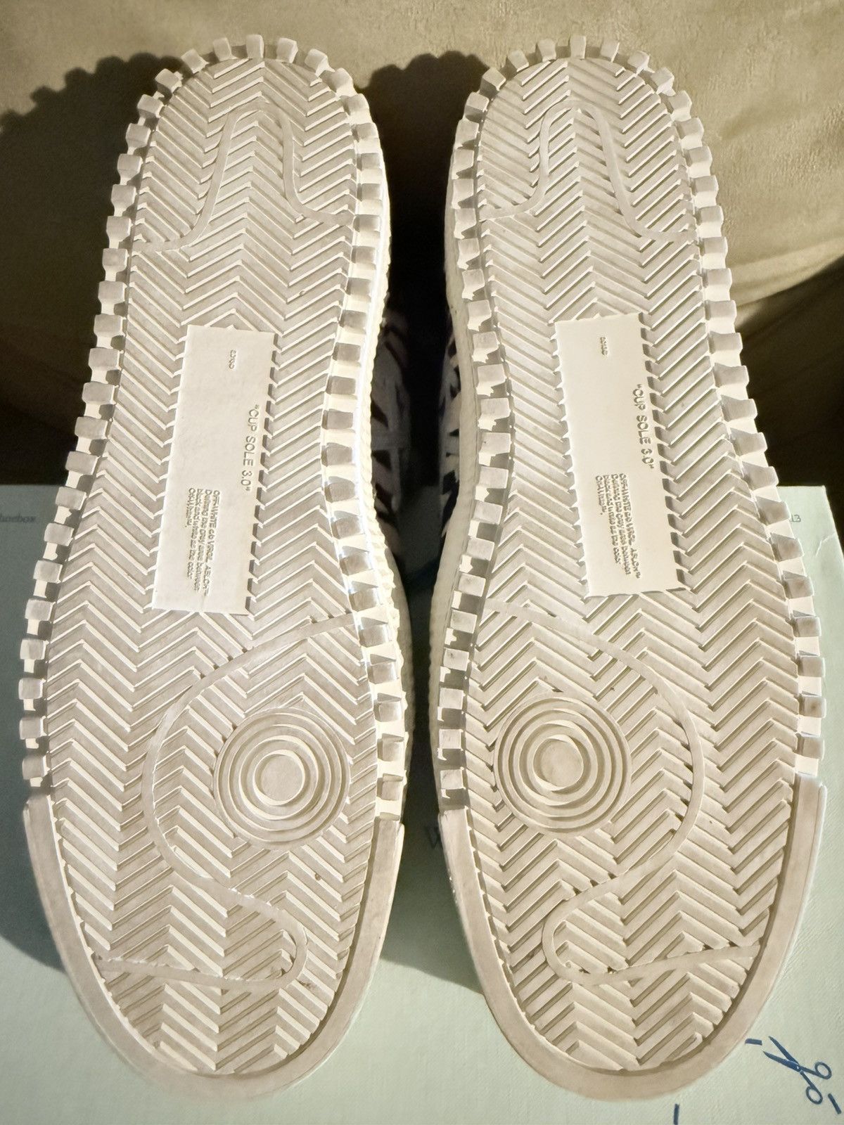 Off-White Off White “Off Court 3.0 Leather” Zebra Black, DS! OG Box Size US 12 / EU 45 - 24 Thumbnail