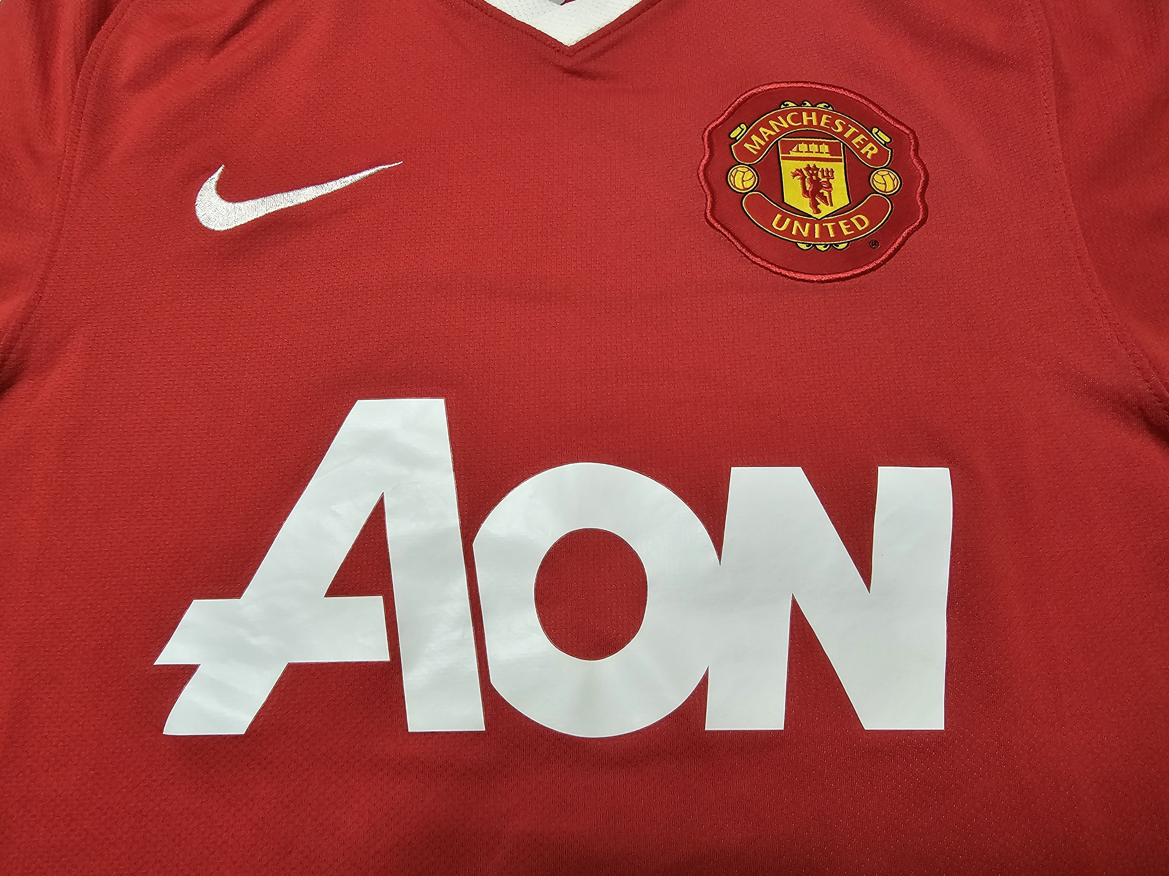 Nike MANCHESTER UNITED 2010 2011 HOME FOOTBALL SOCCER JERSEY Size US S / EU 44-46 / 1 - 3 Thumbnail