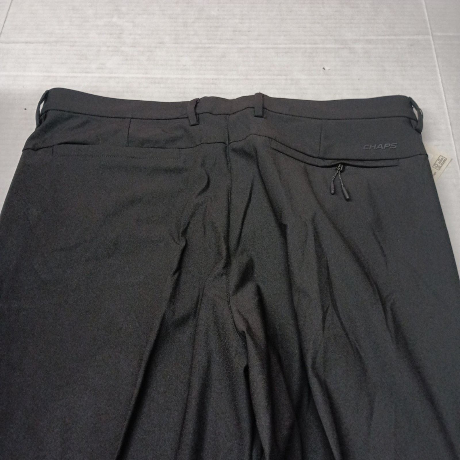 Chaps Chaps Golf Slim Fit Pants Mens 36x32 Black Stretch Waistband Size US 36 / EU 52 - 7 Thumbnail