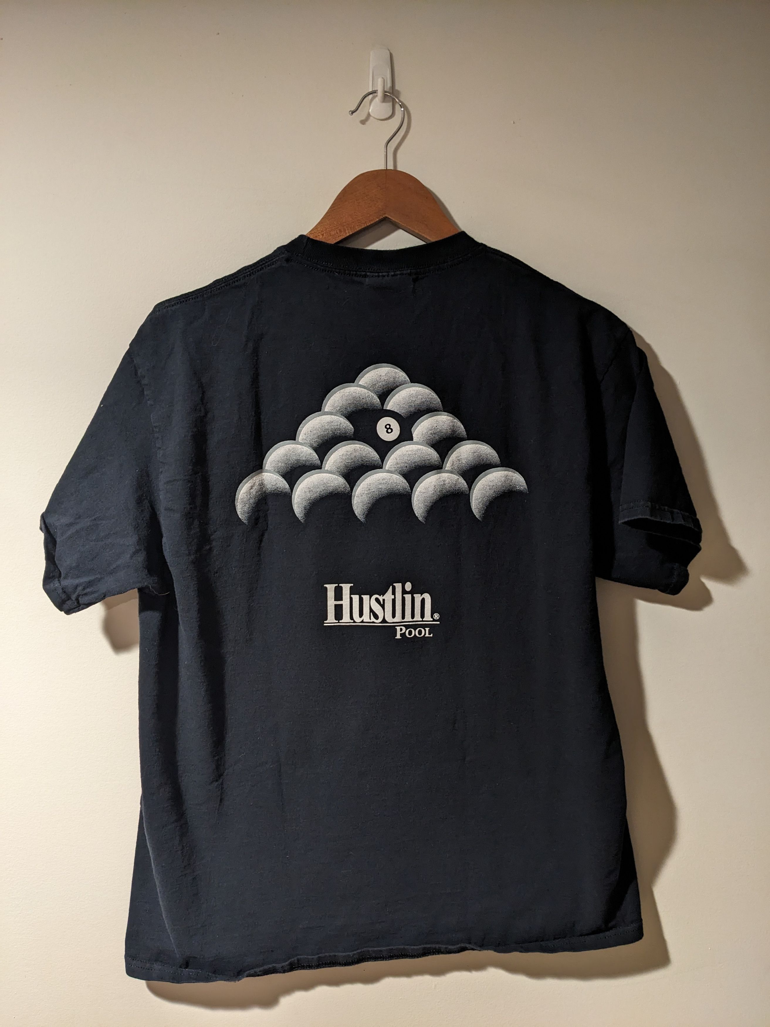 Vintage Vintage 90s Hustlin USA Pool 8-Ball Black Large T-Shirt Size US L / EU 52-54 / 3 - 1 Thumbnail