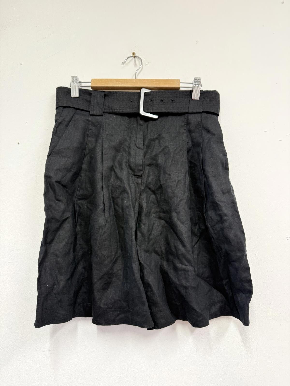 Other MNG Black High-Waisted Belted Wide Leg Shorts Size EUR 36 / Size 30" / US 8 / IT 44 - 1 Thumbnail