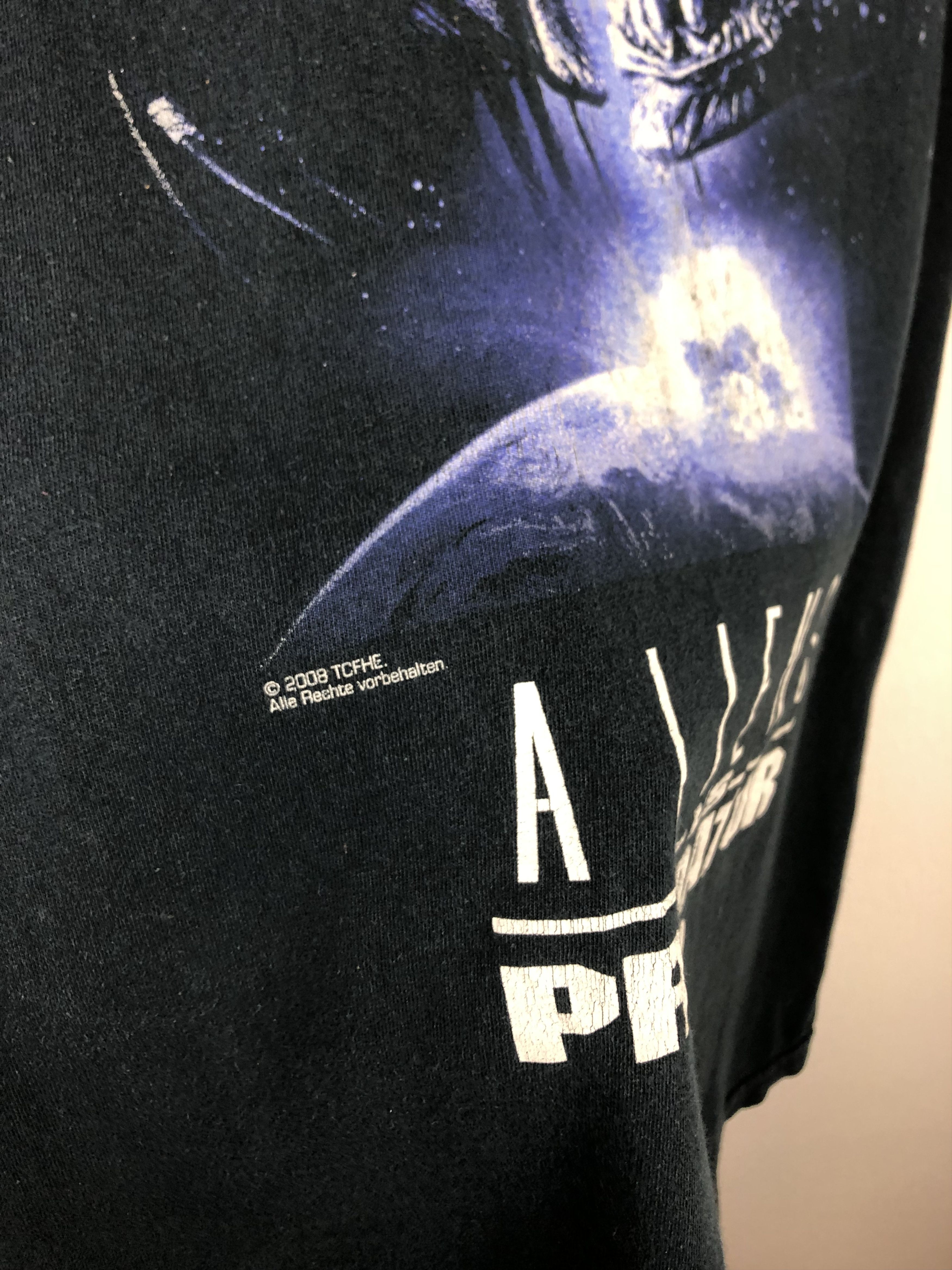 Vintage Vintage Aliens vs Predator 2 Movie Comics Shirt Tee Black Size US L / EU 52-54 / 3 - 6 Thumbnail