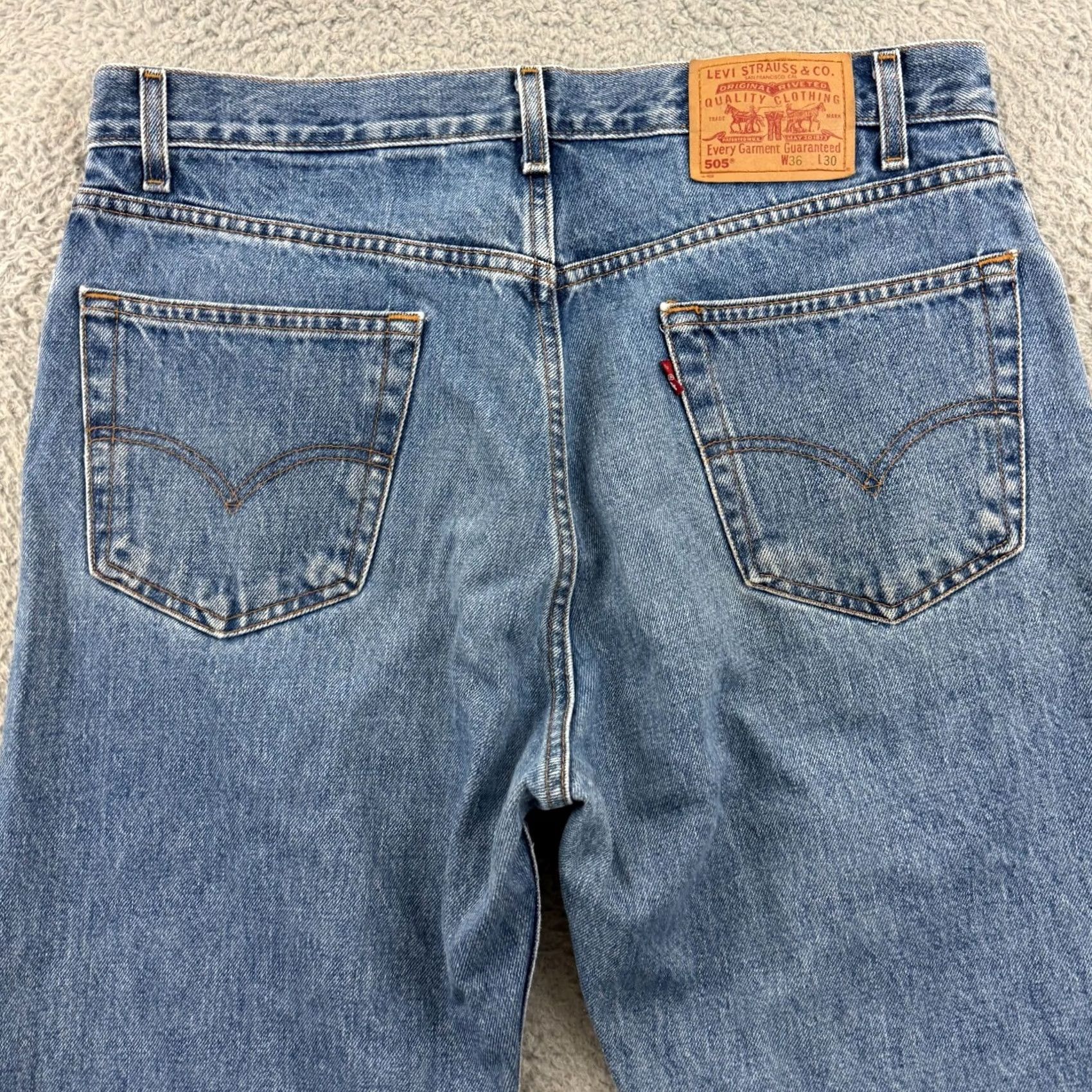 Levi's VINTAGE Levis 505 Jeans 36x30 Blue Denim Regular Straight Western Cowboy USA Y2K Size US 36 / EU 52 - 6 Thumbnail
