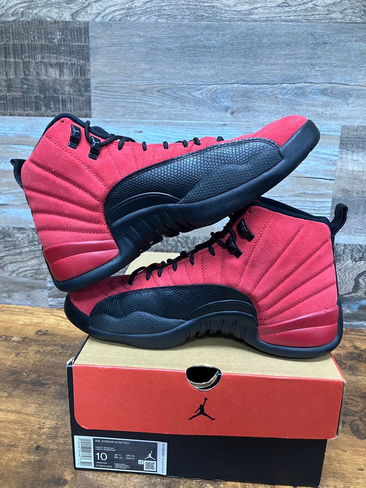 Jordan Brand 10-Air Jordan 12 Reverse Flu Game Size US 10 / EU 43 - 3 Thumbnail