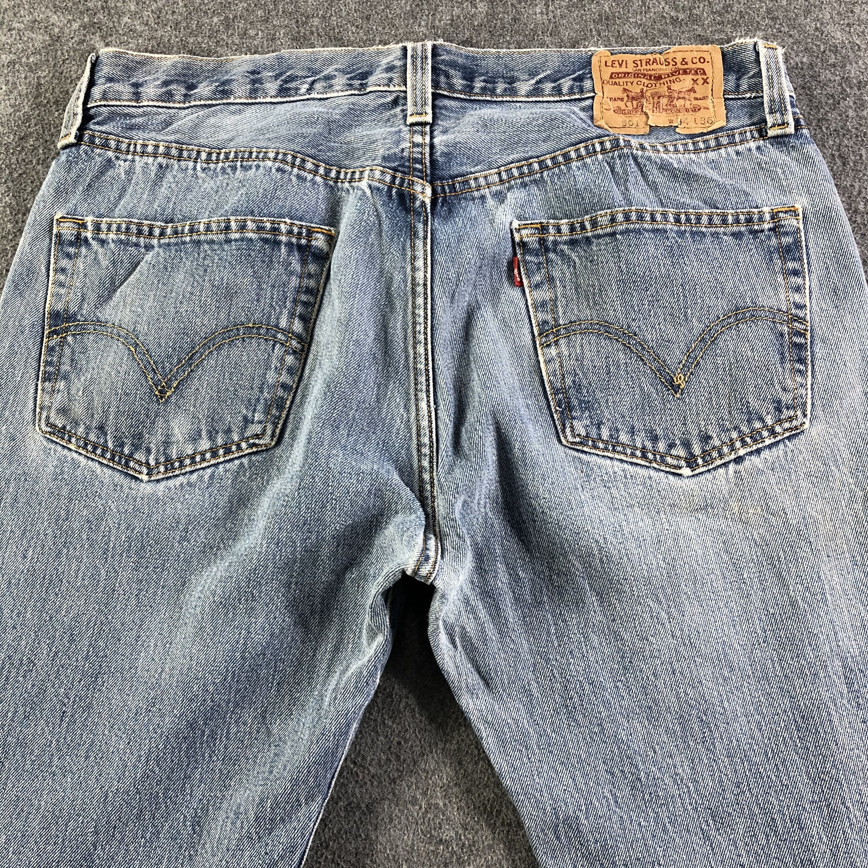 Levi's Vintage Blue Wash Levis 501 Jeans-J3070 Size US 35 - 4 Thumbnail