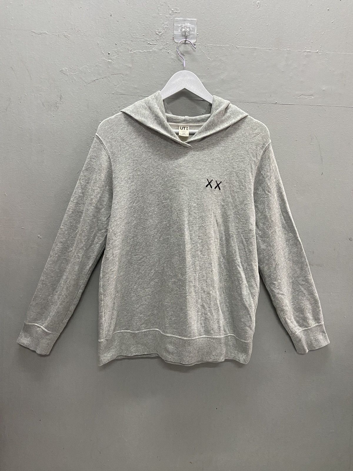 Kaws × Uniqlo KAWS X UNIQLO SESAME STREET HOODIE Size US M / EU 48-50 / 2 - 2 Thumbnail