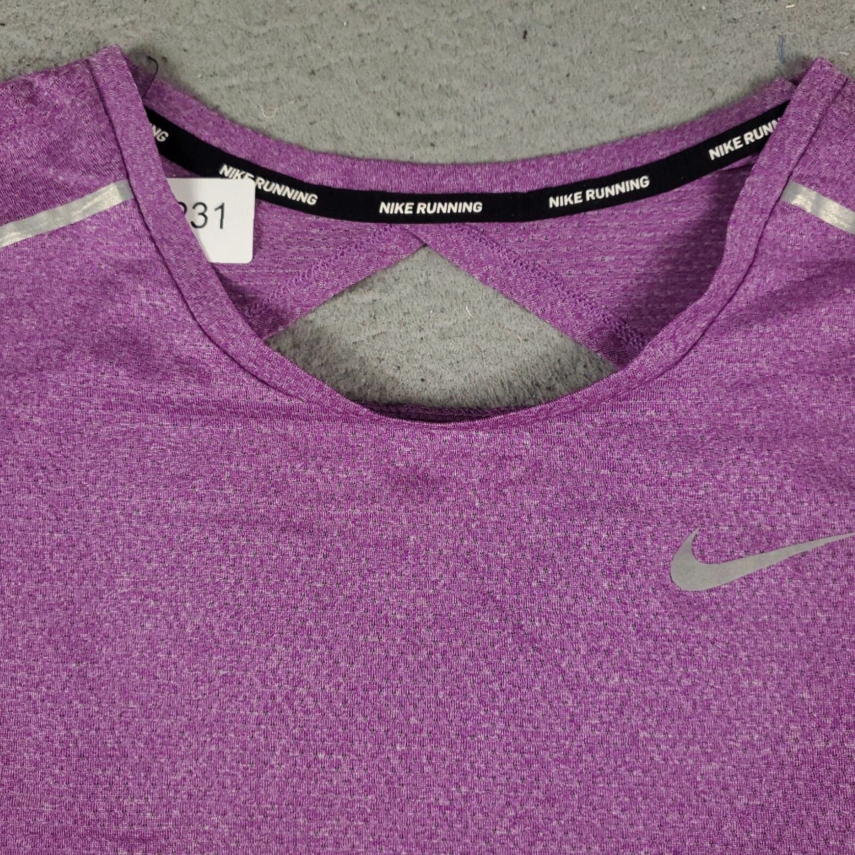 Nike Nike T Shirt Womens Small Purple Short Sleeve Swoosh Crew Neck Size S / US 4 / IT 40 - 3 Thumbnail