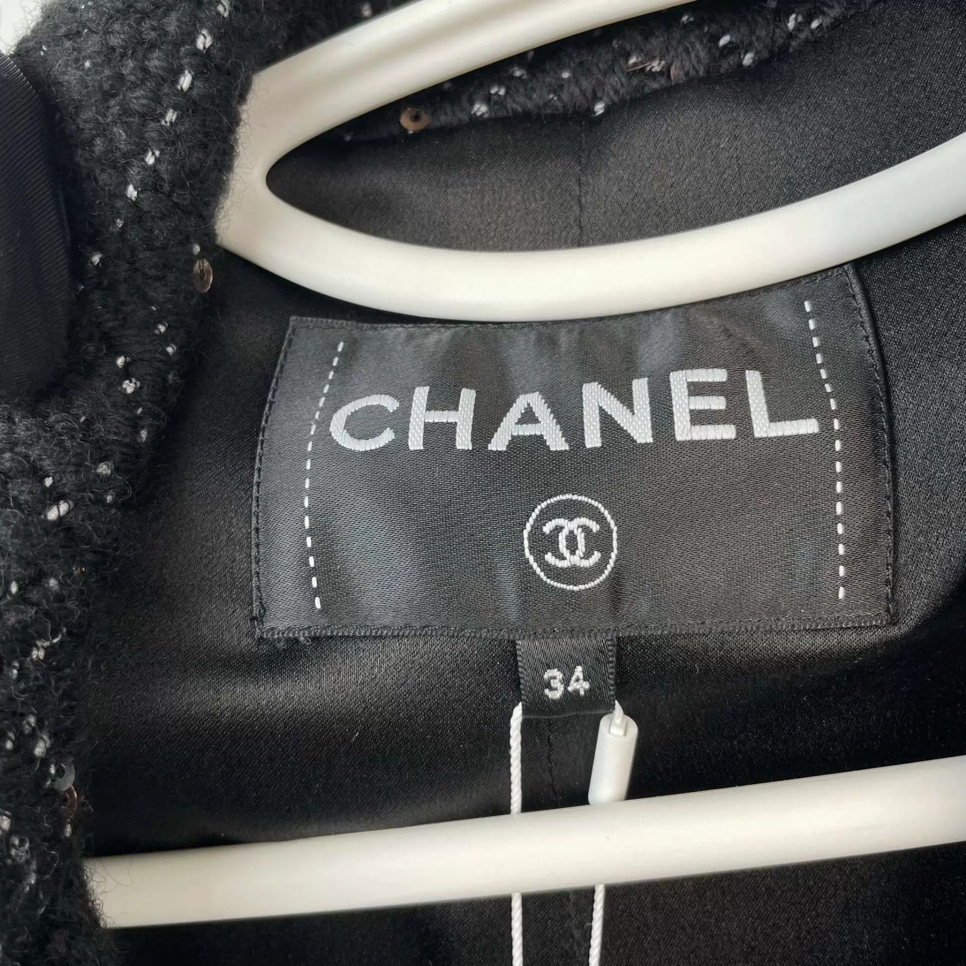 Chanel Chanel Sequin Tweed Vest 23A 34 Black/White/Silver Size XS / US 0-2 / IT 36-38 - 6 Thumbnail