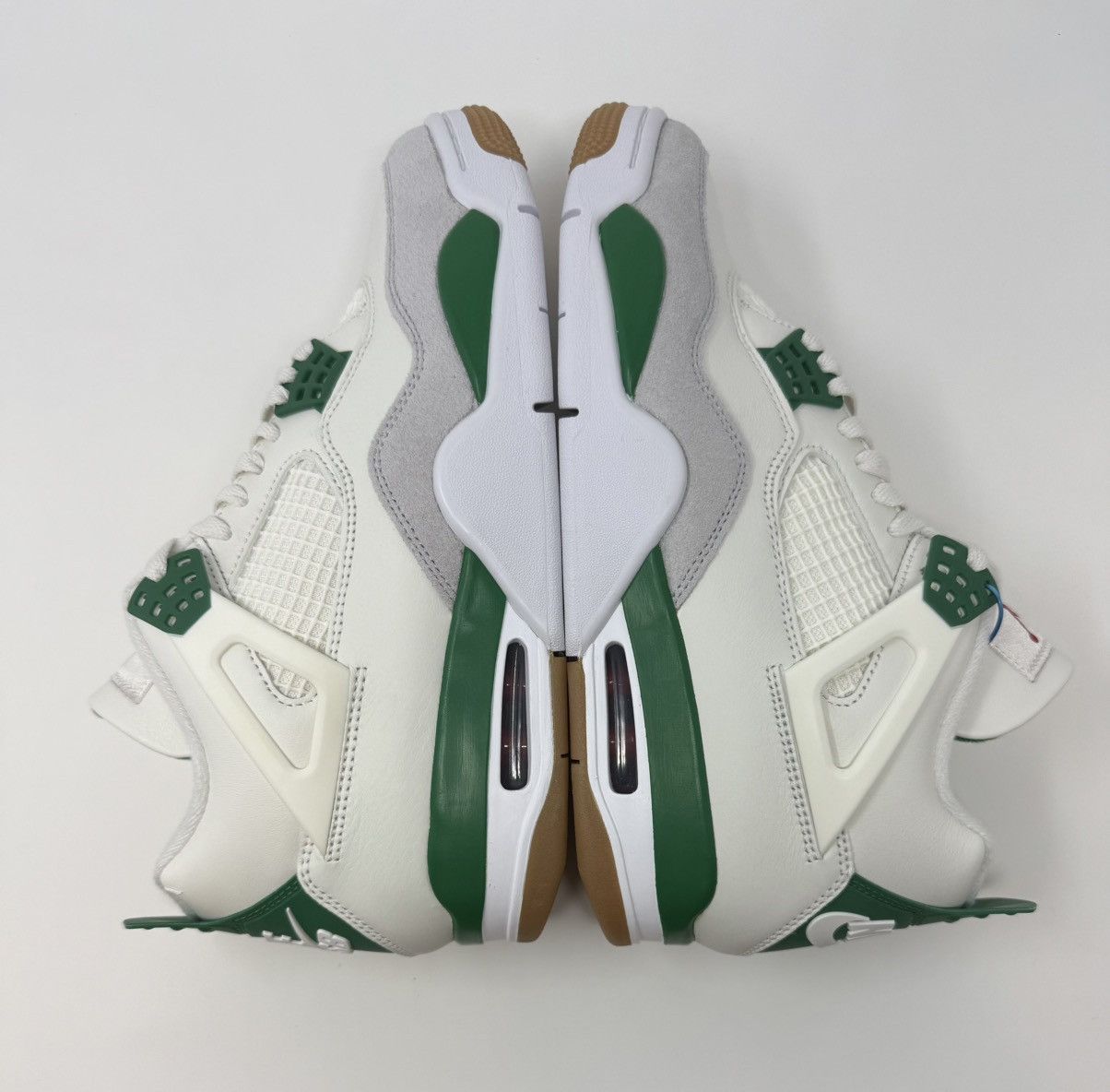 Jordan Brand Jordan 4 Retro SB Pine Green Size US 9 / EU 42 - 3 Thumbnail