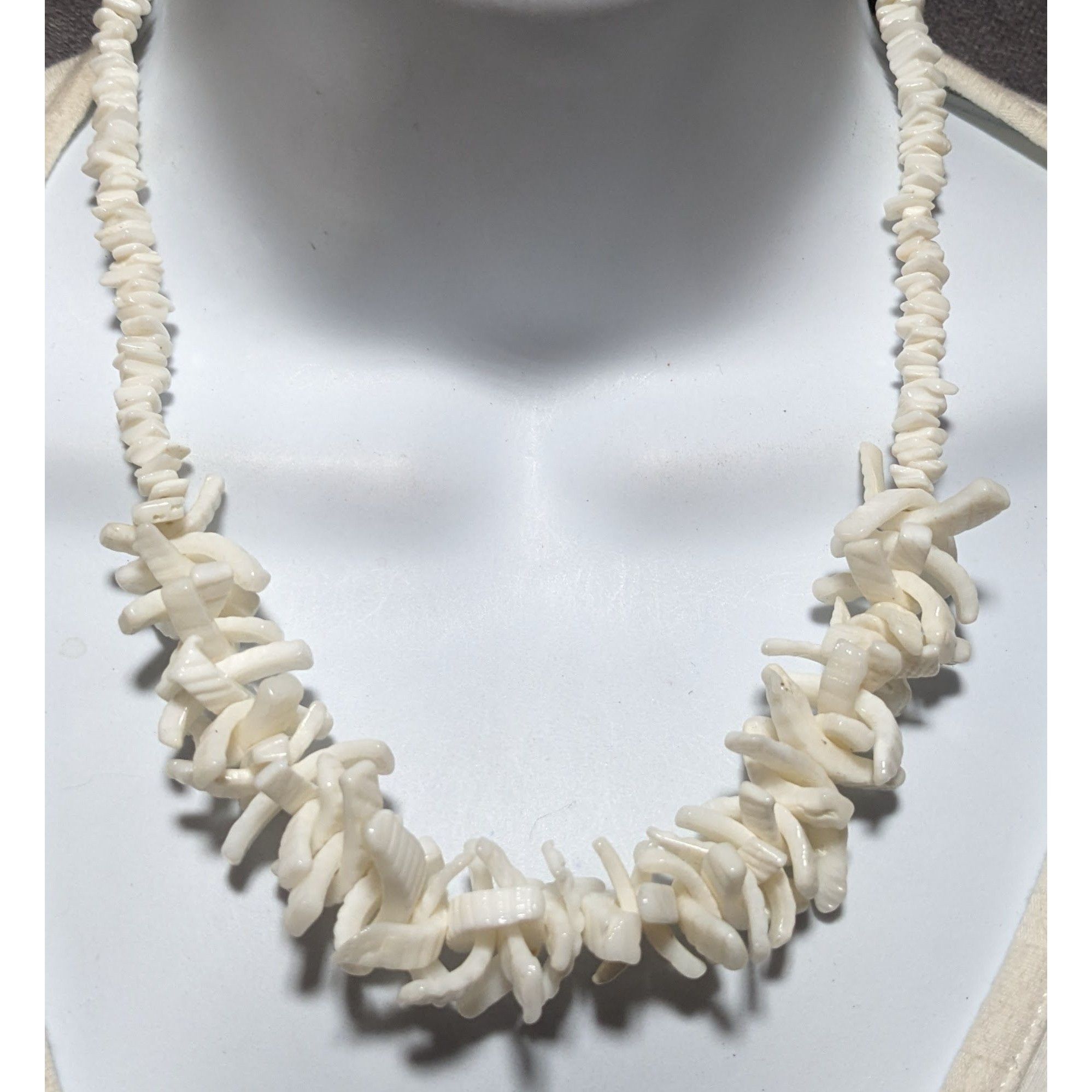 Other Vintage White Shell Necklace Size ONE SIZE - 4 Thumbnail