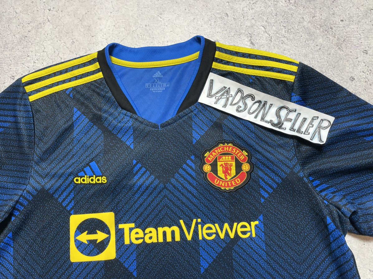 Adidas Adidas FC Manchester United Football Jersey 2021/2022 Y2K Size US XL / EU 56 / 4 - 7 Thumbnail