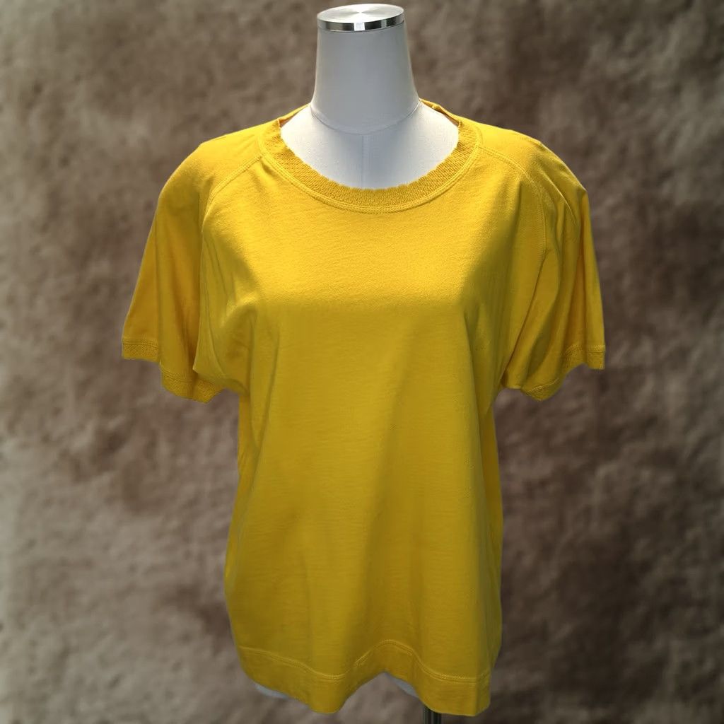 Vintage VINTAGE 80s Gene Ewing Bis Shirt Adults Large Yellow T-Shirt Monochrome, 100% Cotton, Hong Kong, Regular Fit, Casual Size L / US 10 / IT 46 - 1 Thumbnail