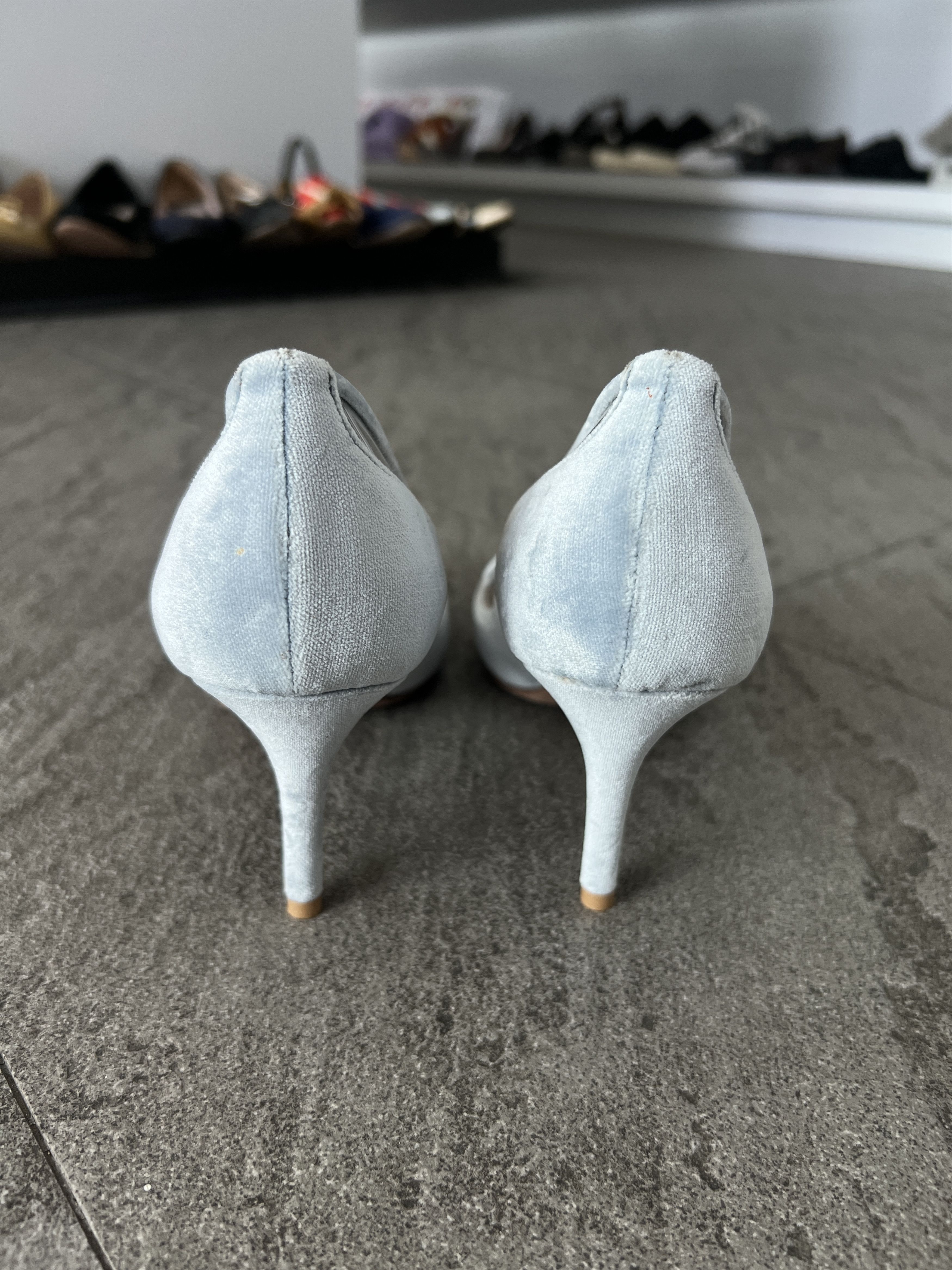 Valentino Valentino Garavani Plexi Suede Heels 36.5 Blue Size US 6.5 / IT 36.5 - 5 Thumbnail