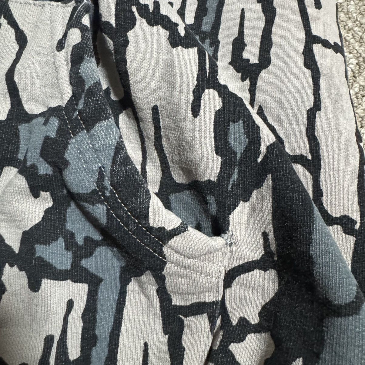 Supreme Supreme Thermal Lined Cold World Tre bark Camo Zip Up Jacket Size US XL / EU 56 / 4 - 3 Thumbnail