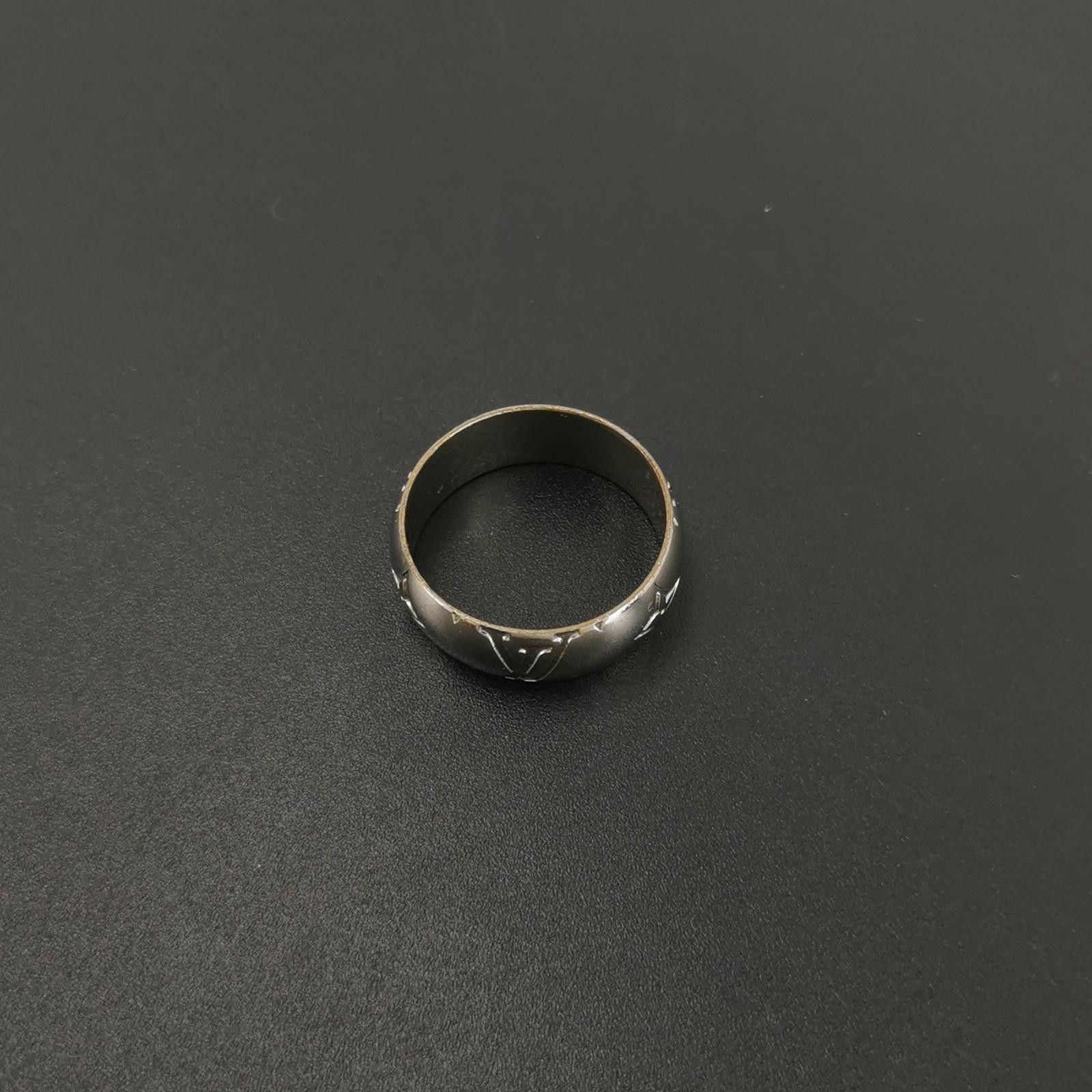 Louis Vuitton Louis Vuitton (LV) Logo Engraved Ring Size 21 -z2505 Size ONE SIZE - 5 Thumbnail