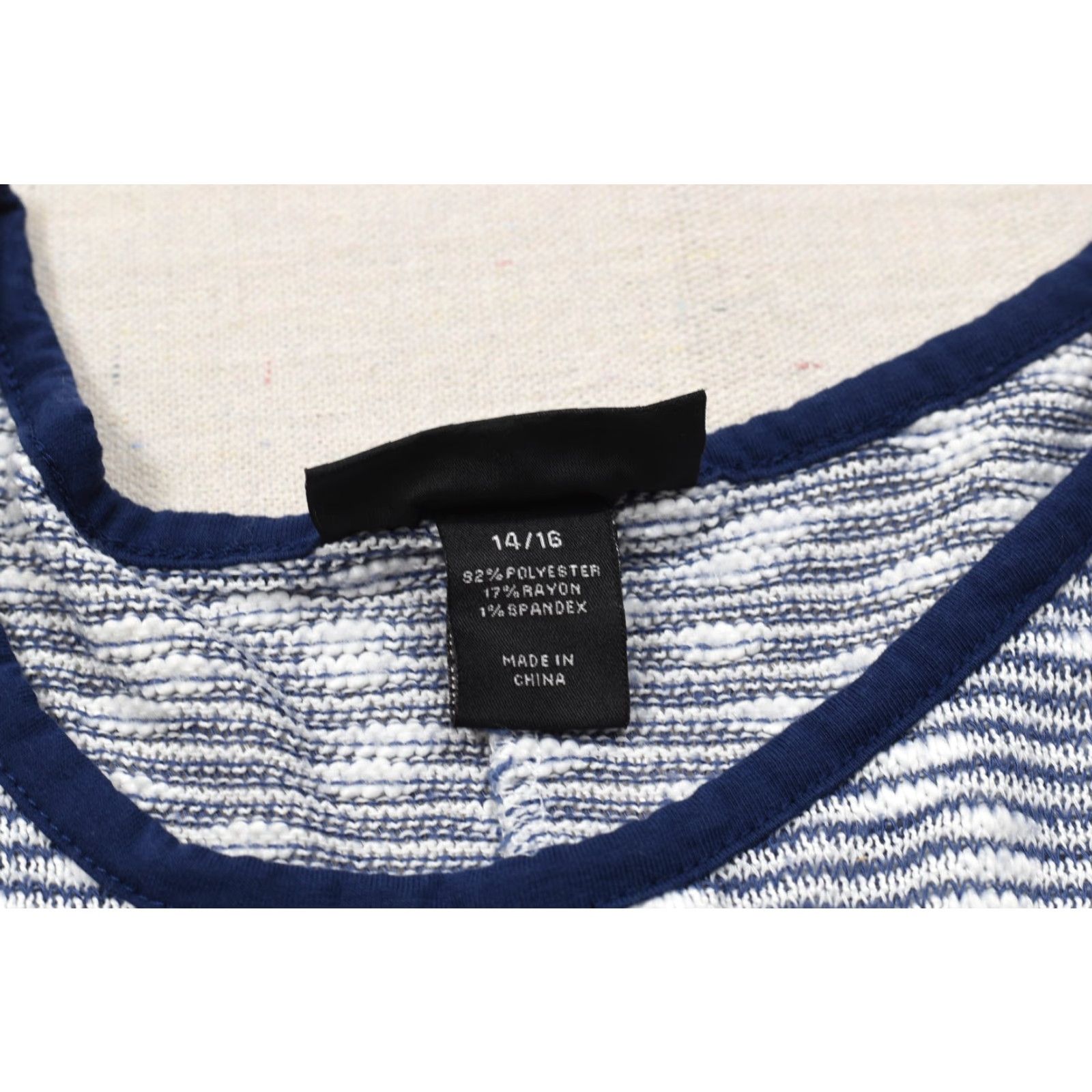 Vintage Lane Bryant Women 14/16 Blue White Ombre Striped Knit Dolman Sleeve Top Shirt Pullover Round Neck Short Sleeve Casual Basic Knit Top Mens? Size XL / US 12-14 / IT 48-50 - 8 Thumbnail
