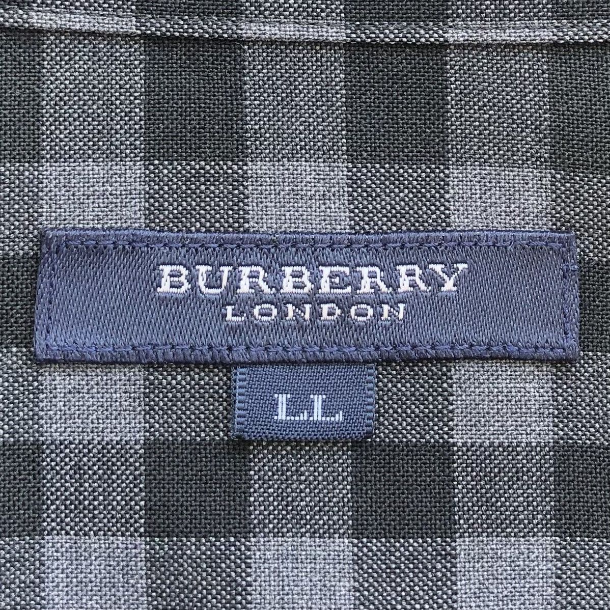 Burberry Burberry London Black and White Check Shirt Size US L / EU 52-54 / 3 - 19 Thumbnail