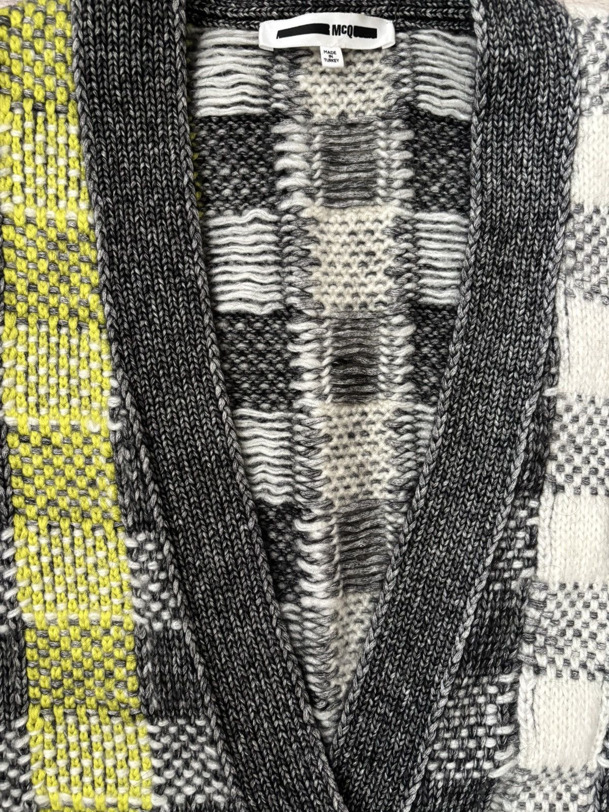 Alexander McQueen MCQ ALEXANDER MCQUEEN Checked knitted cardigan Size S / US 4 / IT 40 - 14 Thumbnail