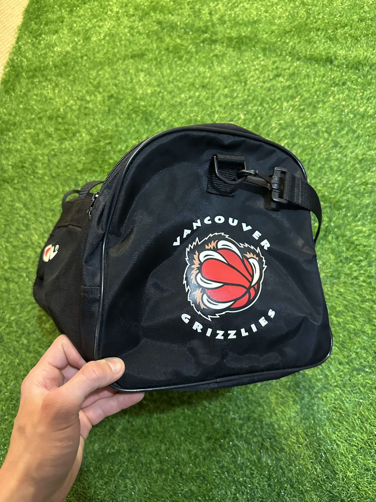 NBA Vintage nba vancouver grizzlies champion duffle bag Size ONE SIZE - 2 Thumbnail