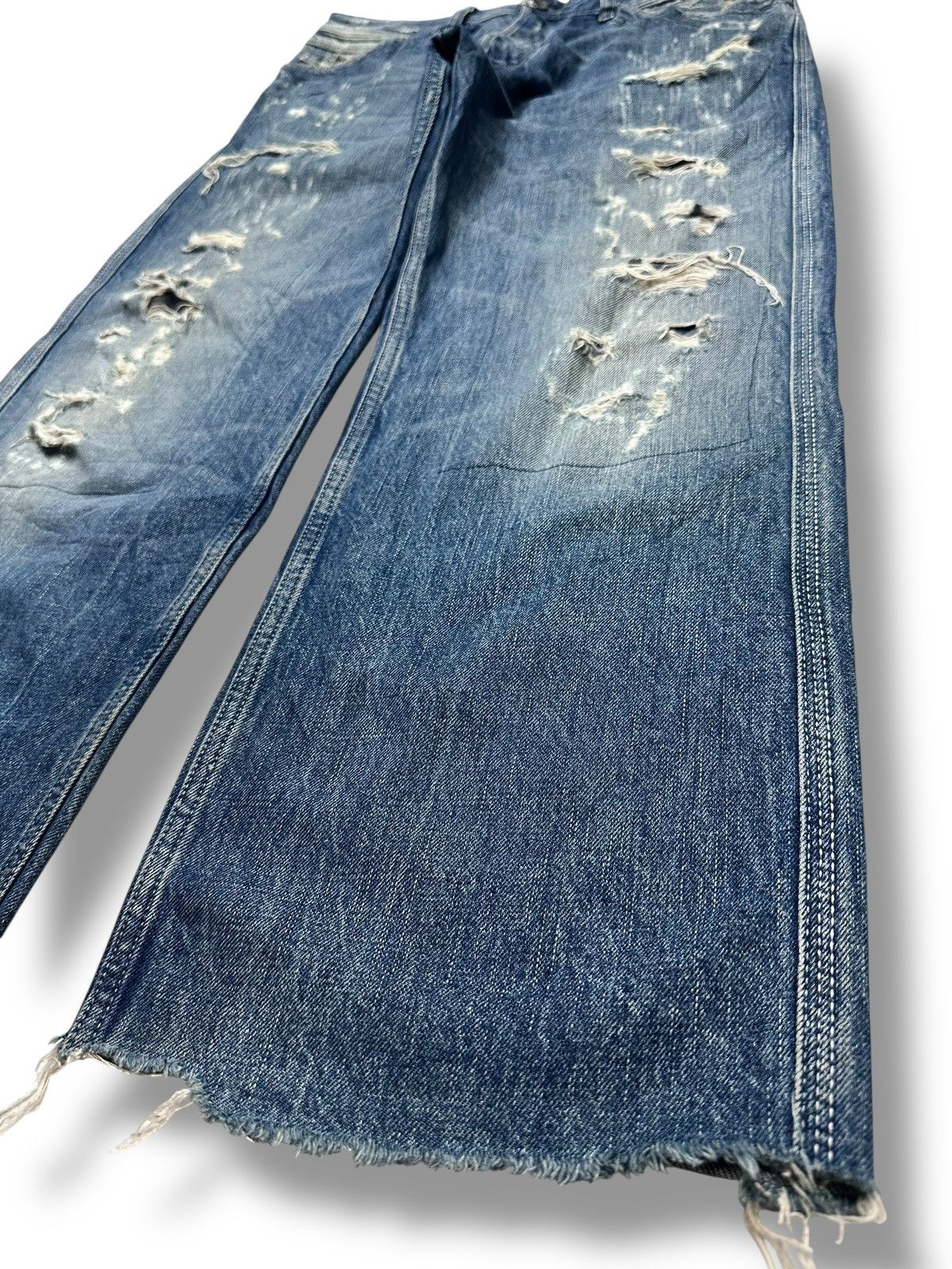Diesel Vintage Diesel Distressed Ripped Jeans Straight With Faded Size US 34 / EU 50 - 14 Thumbnail