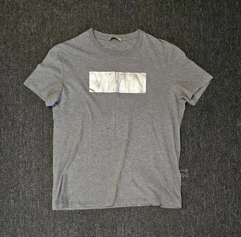 Valentino Valentino Short Sleeve Graphic T. Size US M / EU 48-50 / 2 - 1 Thumbnail