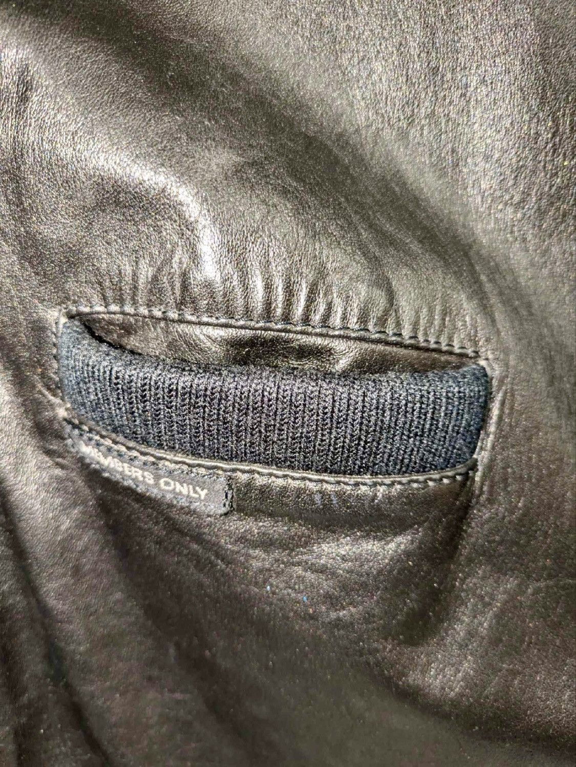 Members Only Vintage Members Only Black Leather Jacket – Size 40 (Medium) Size US M / EU 48-50 / 2 - 4 Thumbnail