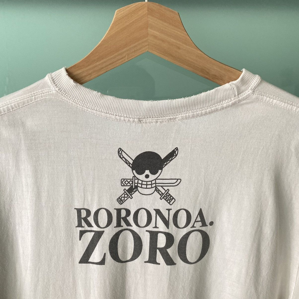 One Piece Thrashed Vintage Y2K Roronoa Zoro One Piece ERD GRUNGE TEE Size US M / EU 48-50 / 2 - 5 Thumbnail