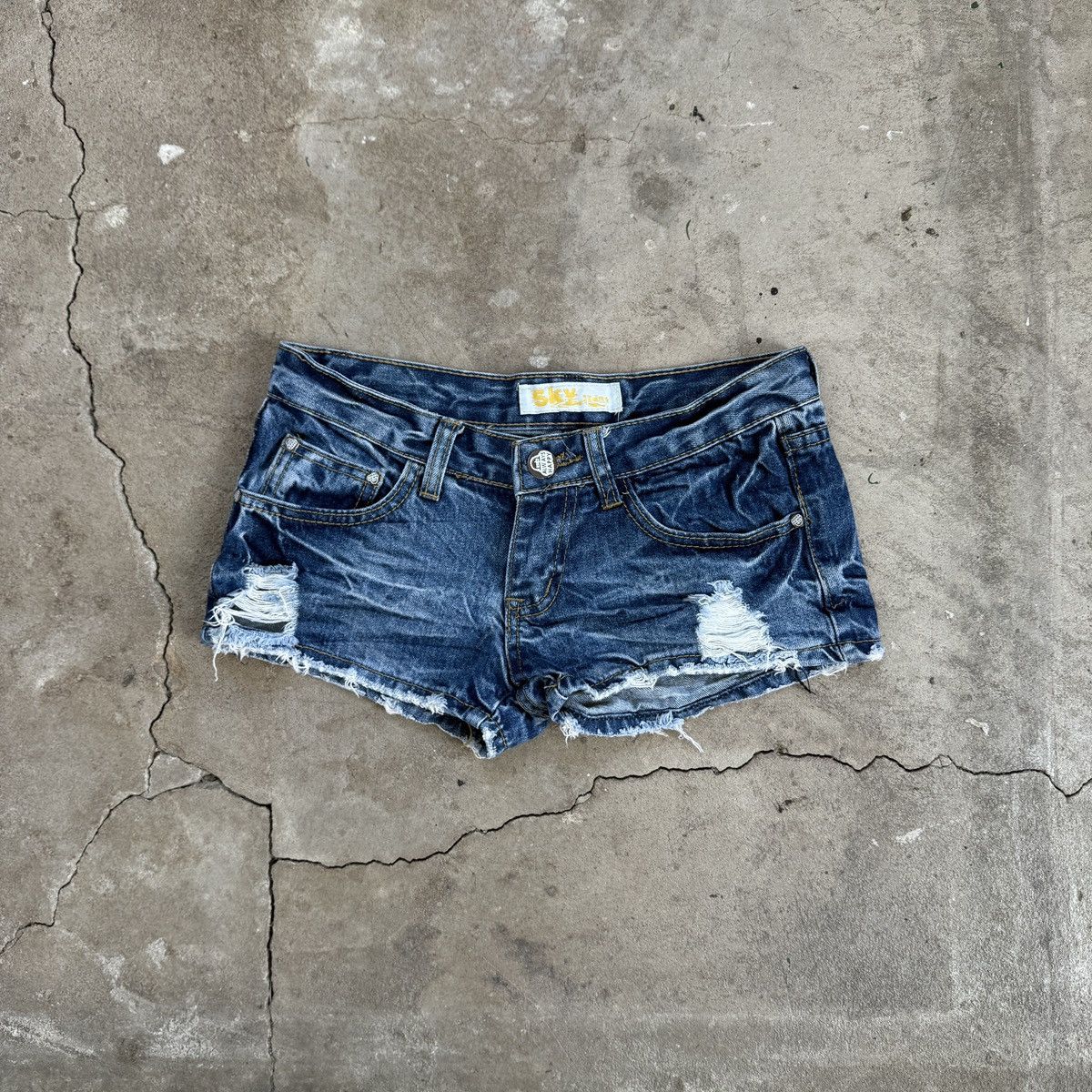 Vintage Vintage Y2K Denim Sexy Mini Shorts Size 25" / US 0 / IT 36 - 1 Thumbnail