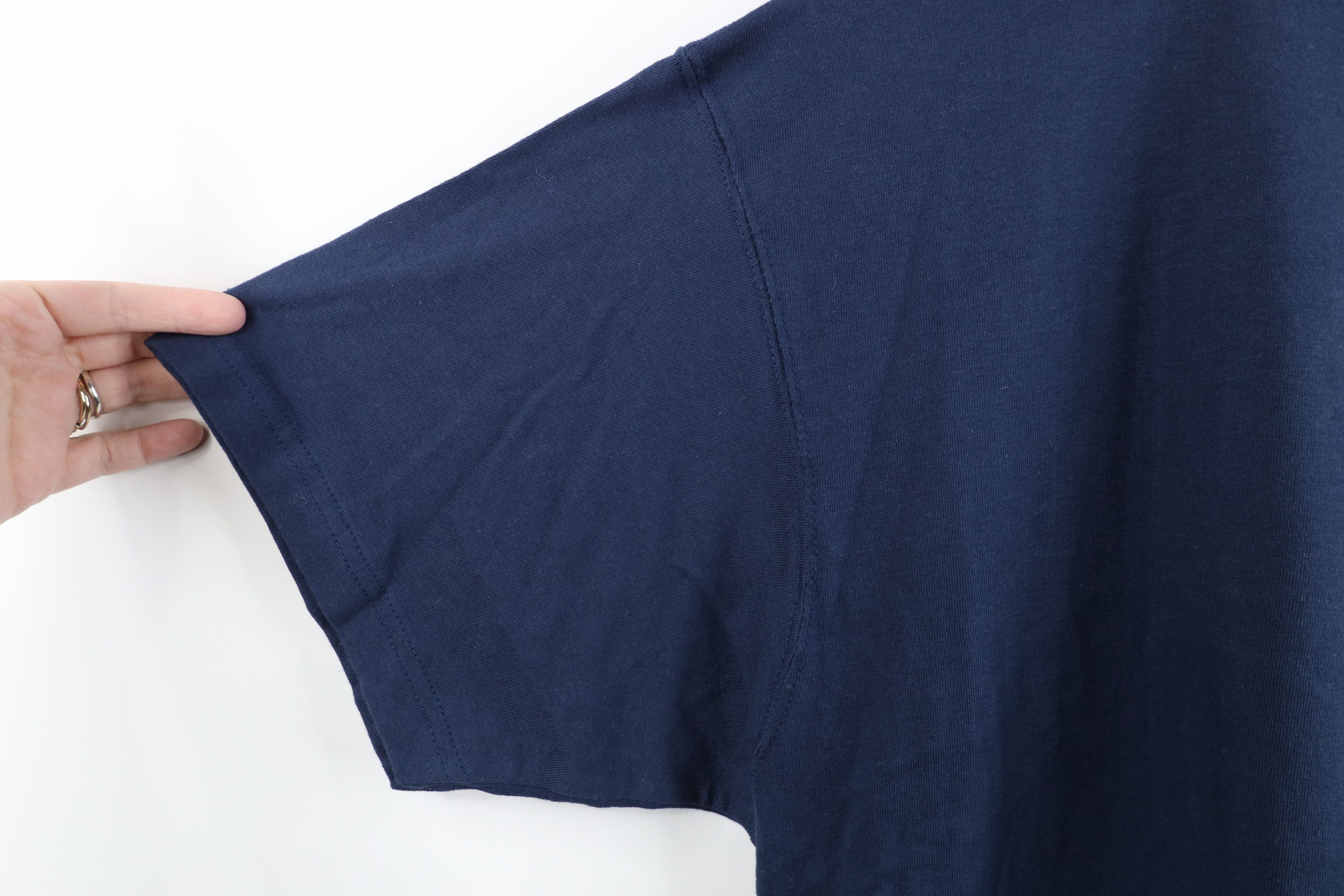 Vintage Vintage 90s Y2K Streetwear Baggy Pocket T-Shirt Navy Cotton Size US M / EU 48-50 / 2 - 8 Thumbnail