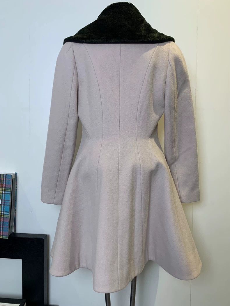 Vivienne Westwood Vivienne Westwood size2 American gray fur collar skirt coat Size M / US 6-8 / IT 42-44 - 8 Thumbnail