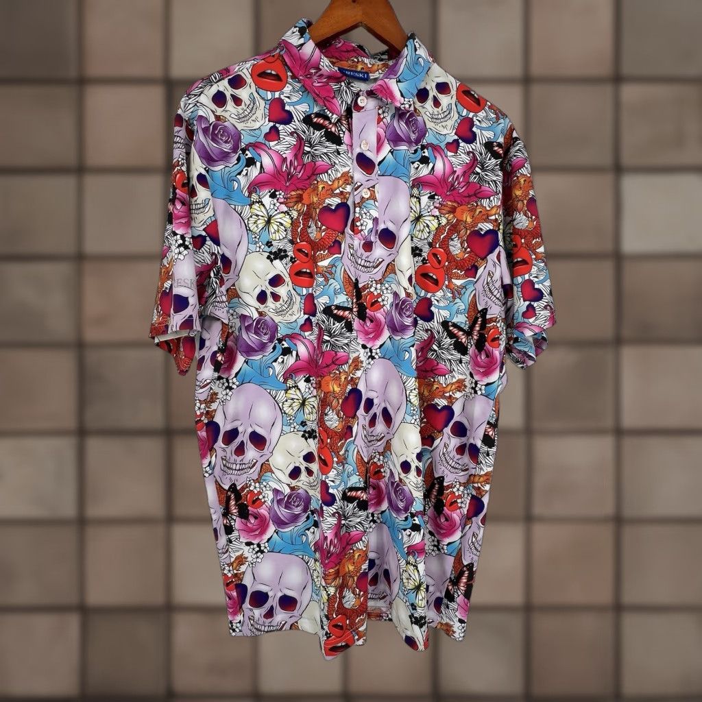 Vintage HRESKI Polo Golf Shirt Mens Size M Pink Graphic Print Skulls Roses Dragon Size US M / EU 48-50 / 2 - 1 Thumbnail