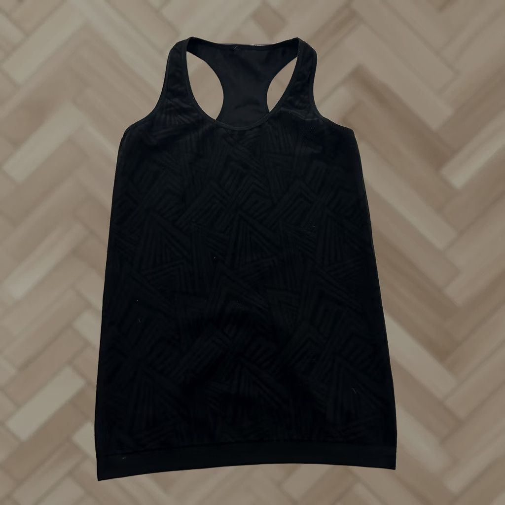 Fabletics Fabletics Sleeveless Tank Top Racerback Women's M Black Shirt Tank Top Racerback Women M/L Black Size M / US 6-8 / IT 42-44 - 1 Thumbnail