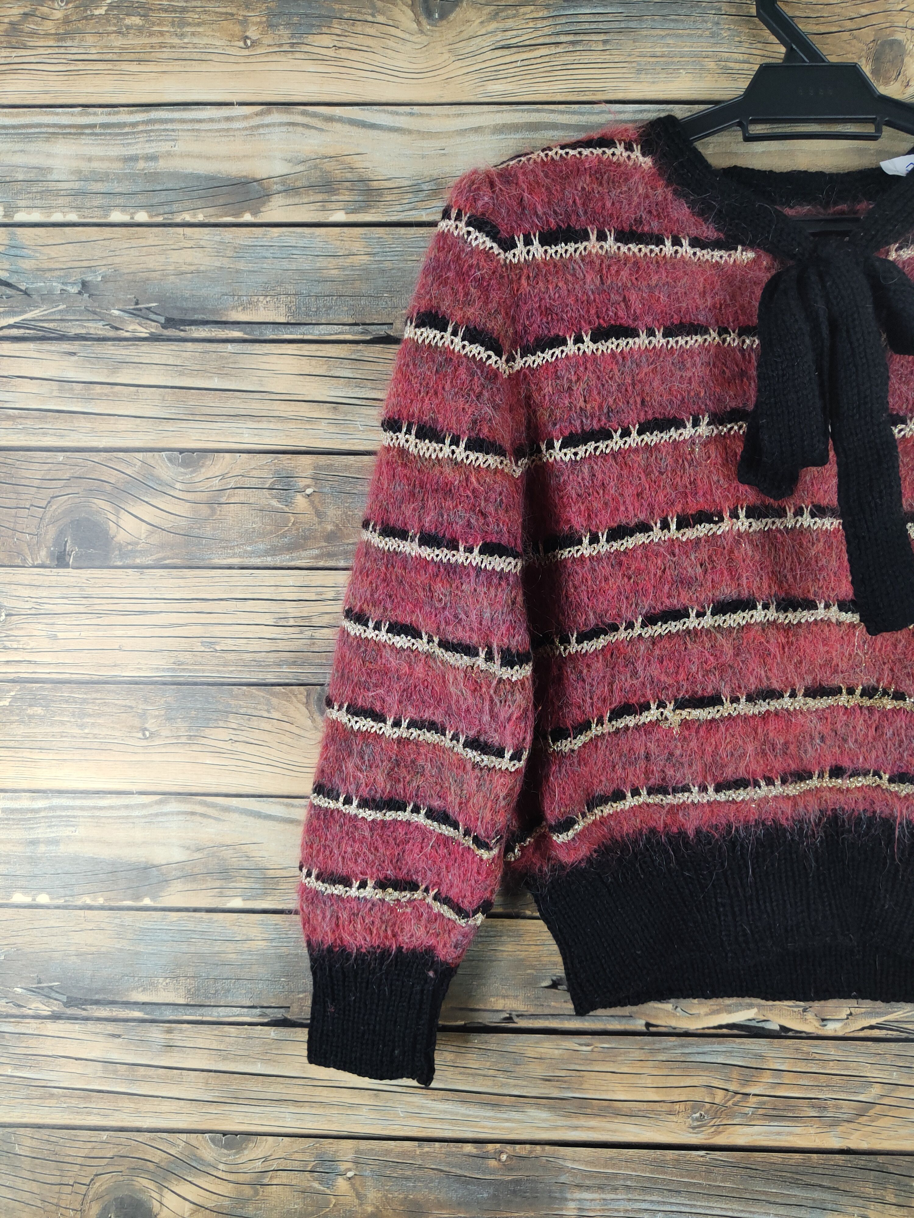 Aran Isles Knitwear Japanese Brand Red Wool Knitwear Crop Tops #W1769 Size S / US 4 / IT 40 - 3 Thumbnail