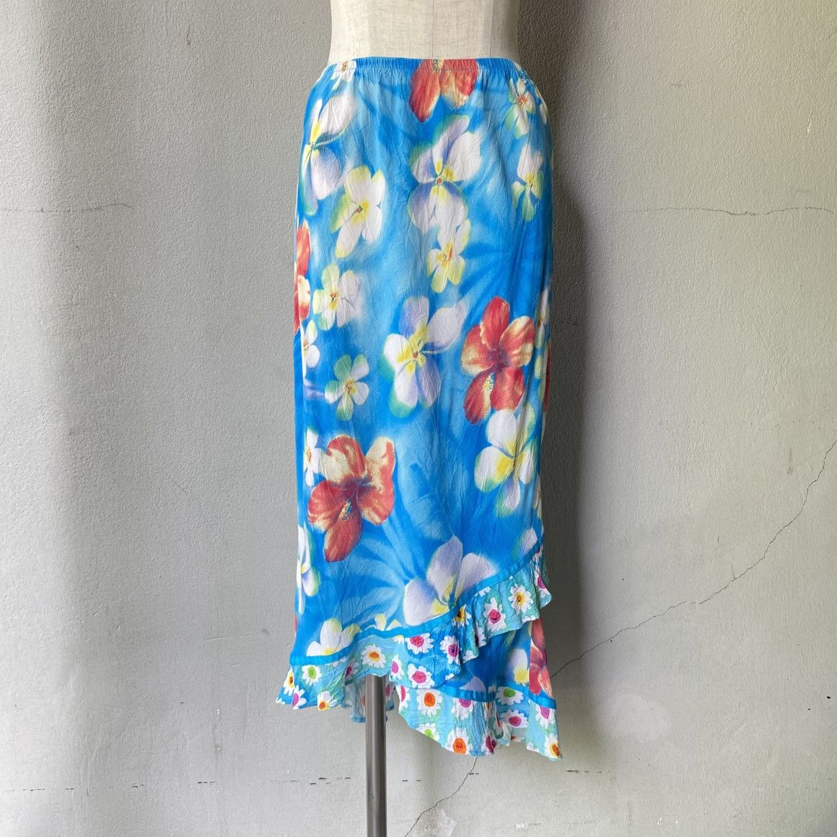 Jams World JAMS WORLD Bright Blue Floral Midi Skirt with Ruffle Trim Size 33" - 9 Thumbnail