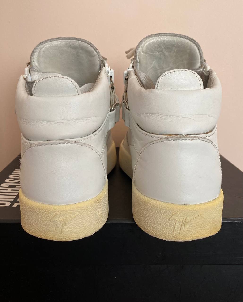 Giuseppe Zanotti Giuseppe Zanotti May London White Size 39 Size US 6 / EU 39 - 5 Thumbnail
