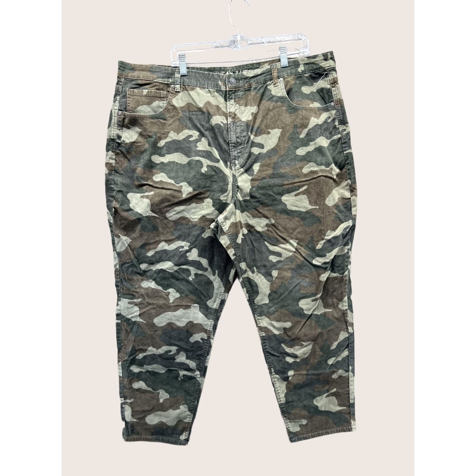 American Eagle Outfitters VINTAGE American Eagle Outfitters Pants Womens 24 Camo Corduroy Straight Leg Chino Size 42" / US 20 - 1 Thumbnail