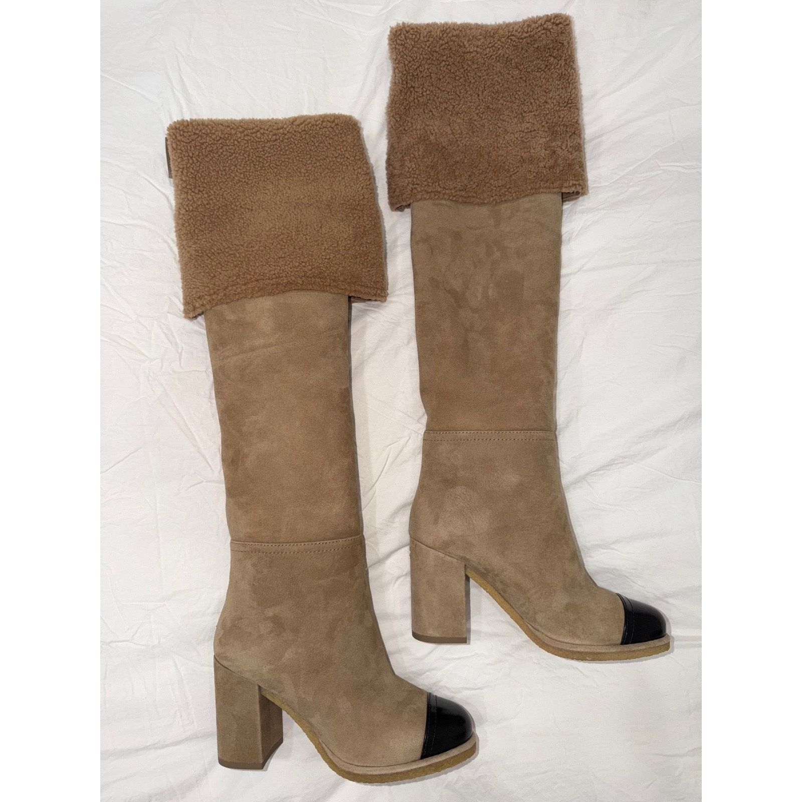 Chanel Chanel 24K Runway Beige Suede Shearling Thigh High Boots 37 Size US 6 / IT 36 - 16 Thumbnail