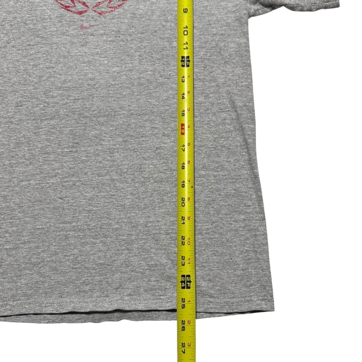 Nike 2000s Nike Ohio State Buckeyes Center Swoosh Shirt Men's M Size US M / EU 48-50 / 2 - 7 Thumbnail