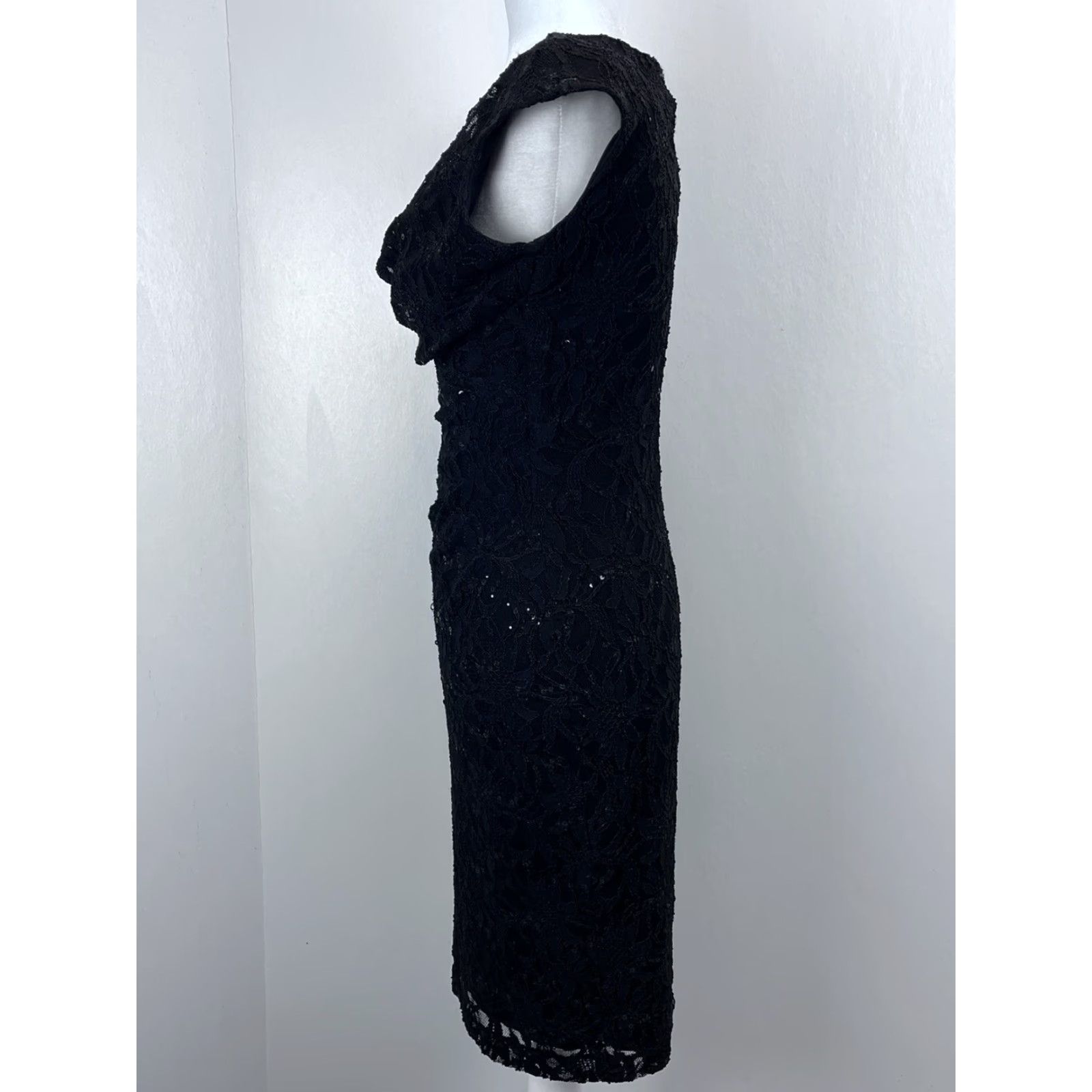 Ralph Lauren VINTAGE Lauren Ralph Lauren Black Lace Stretch Pencil Dress Sz 4 Womens Cocktail Party Formal Size S / US 4 / IT 40 - 2 Thumbnail