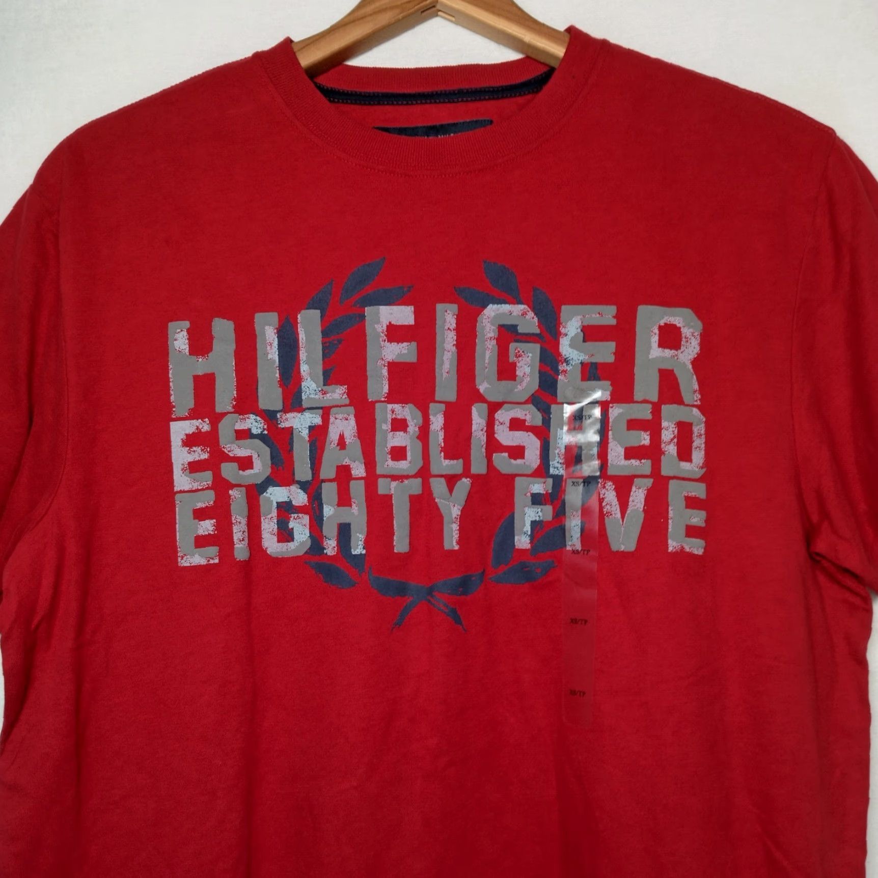 Tommy Hilfiger Tommy Hilfiger Shirt Men XS Red Puffy Graphic T Short Sleeve New 2011 Size US XS / EU 42 / 0 - 2 Thumbnail
