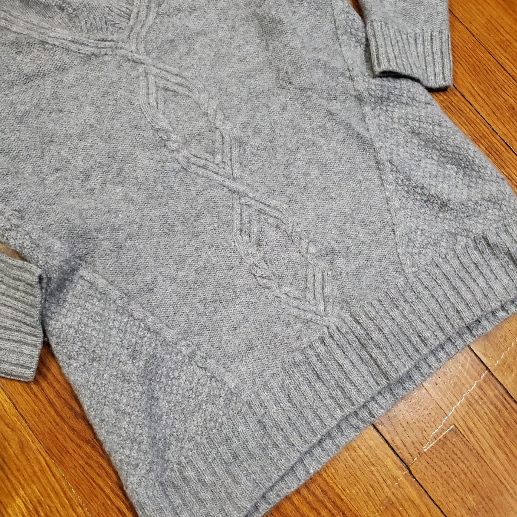 Vintage Max Studio Sweater Womens Small Gray 100% Cashmere V Neck Cable Knit Pullover Size S / US 4 / IT 40 - 2 Thumbnail