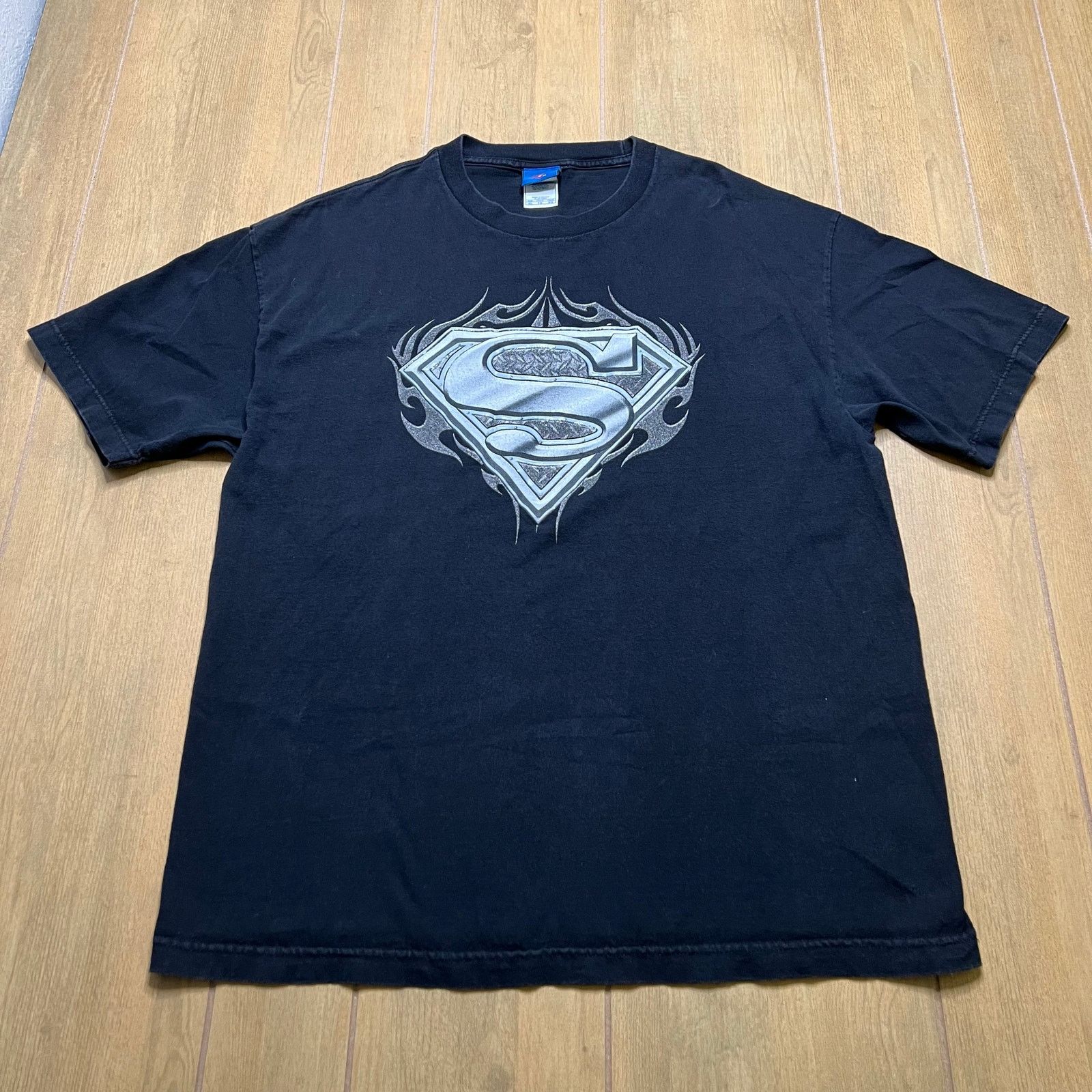 Vintage Y2K Superman Shirt Men's XL Steel Flames Black Short Sleeve Size US XL / EU 56 / 4 - 1 Thumbnail